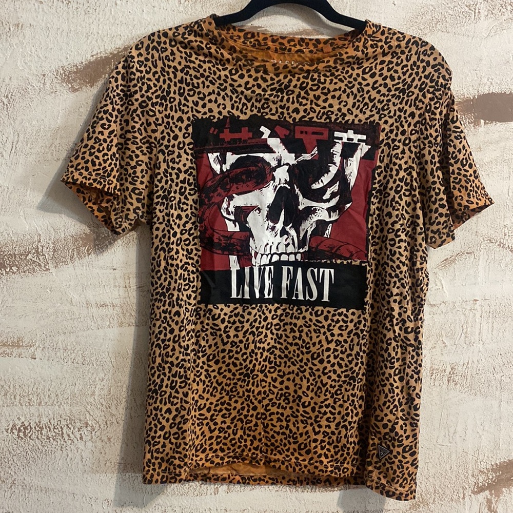 Guess Eco Live Fast Leopard Print Tee